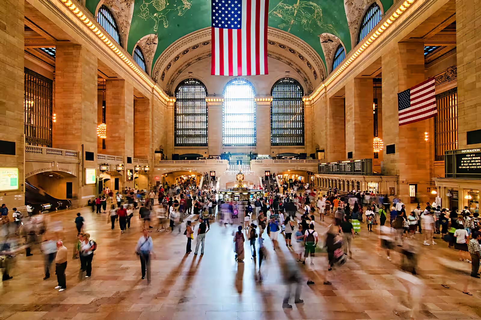 NUEVA YORK – MIAMI EN VACACIONES DE JULIO - 2025